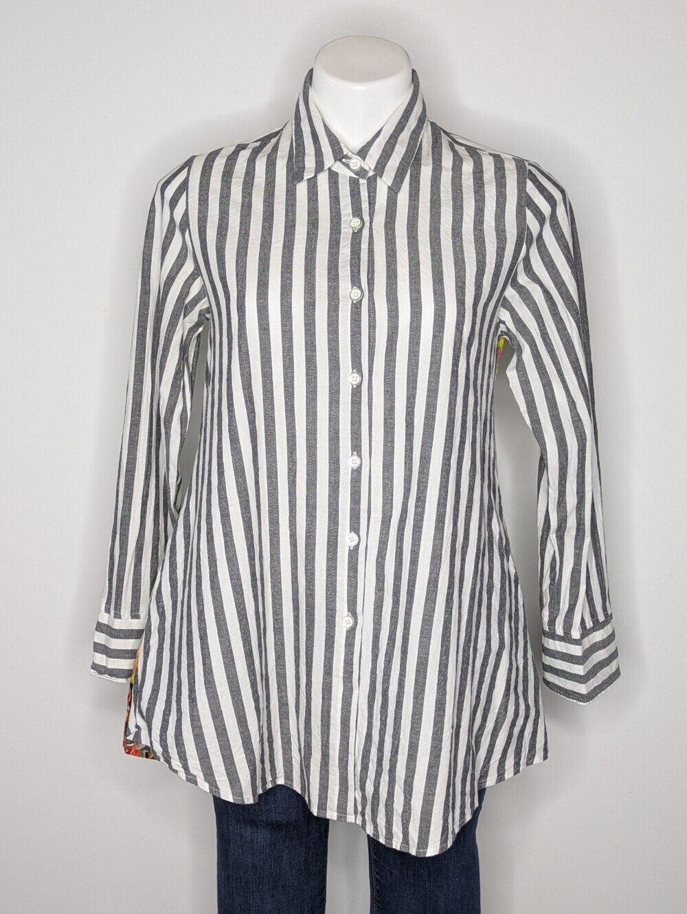 Shana Black White Colorful Graffiti Long Sleeve Cotton Button Up XS